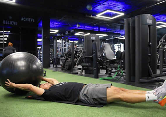 core exercise at Royal Personal Training in Los Angeles